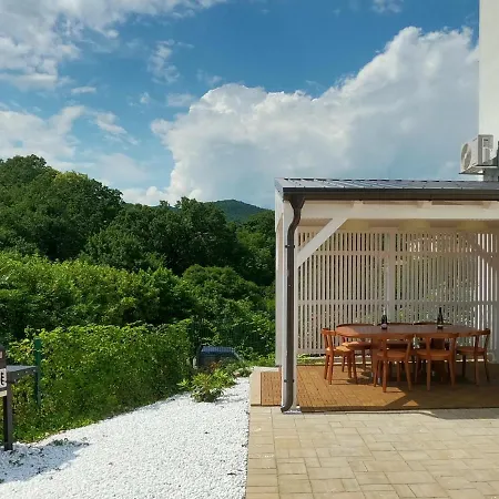 Opatija Mia Apartman Donji Rukavac